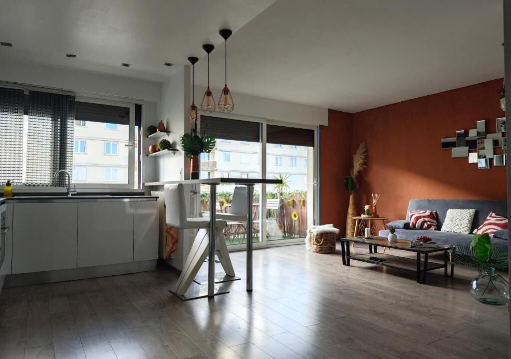 Photo of Others in Vanves