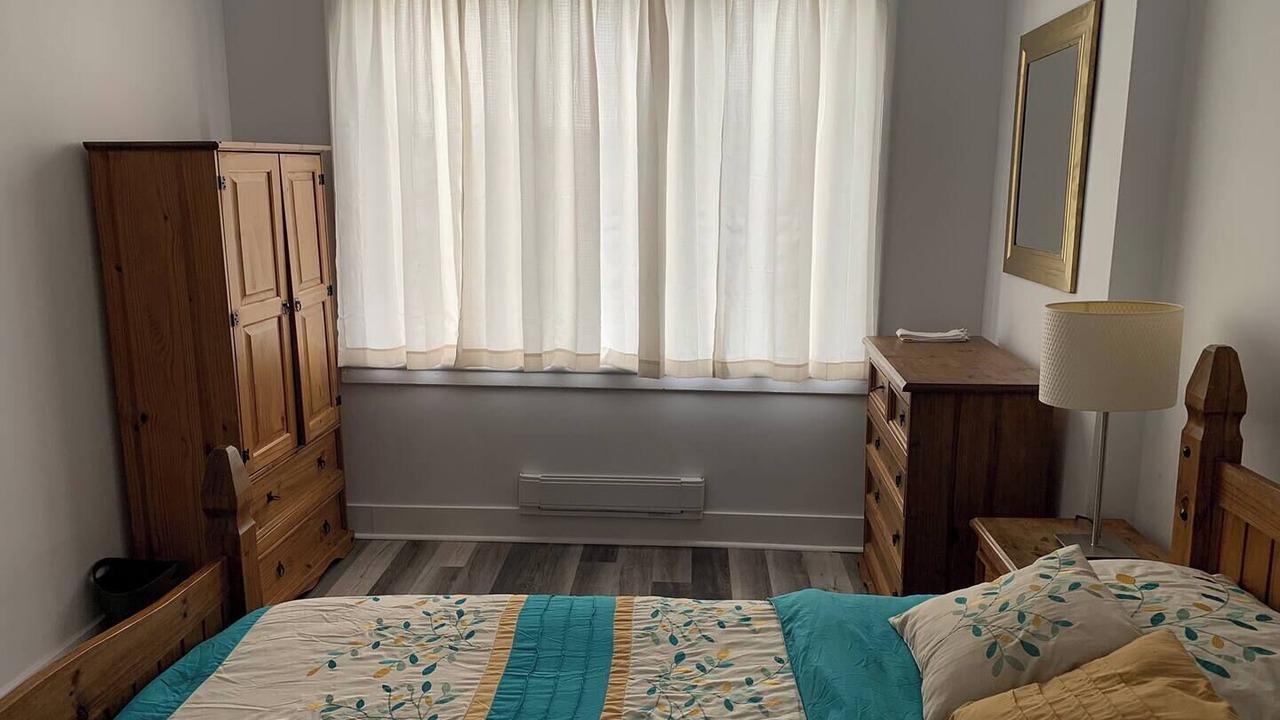 Photo of Bedroom in Cote-Des-Neiges—Notre-Dame-De-Grace