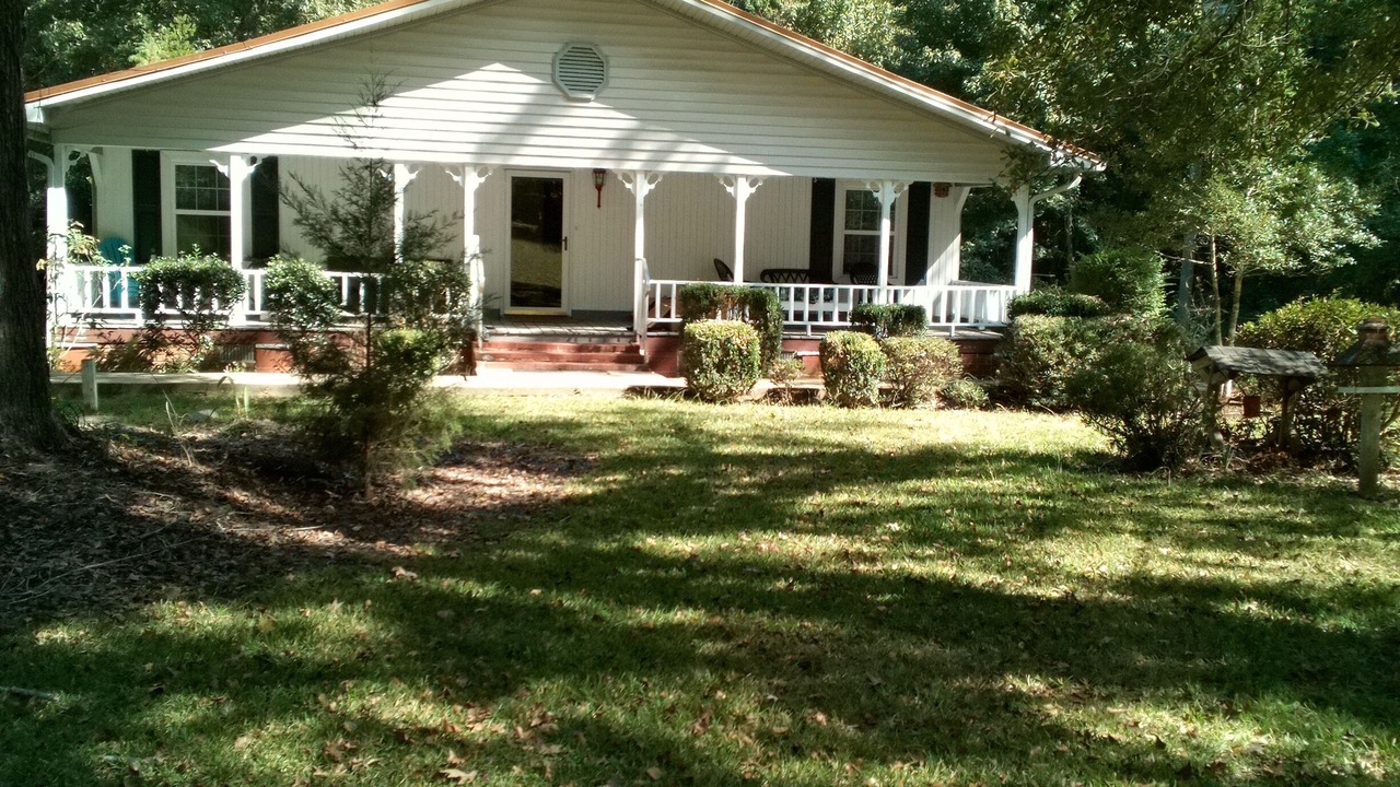 Photo of Outdoor in Roxie