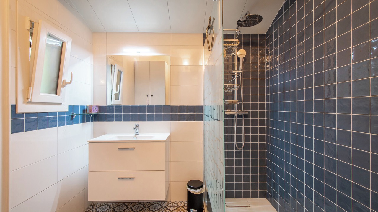 Photo of Bathroom in Celleneuve