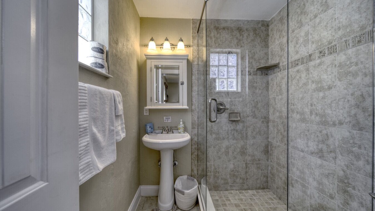 Photo of Bathroom in O'byrne