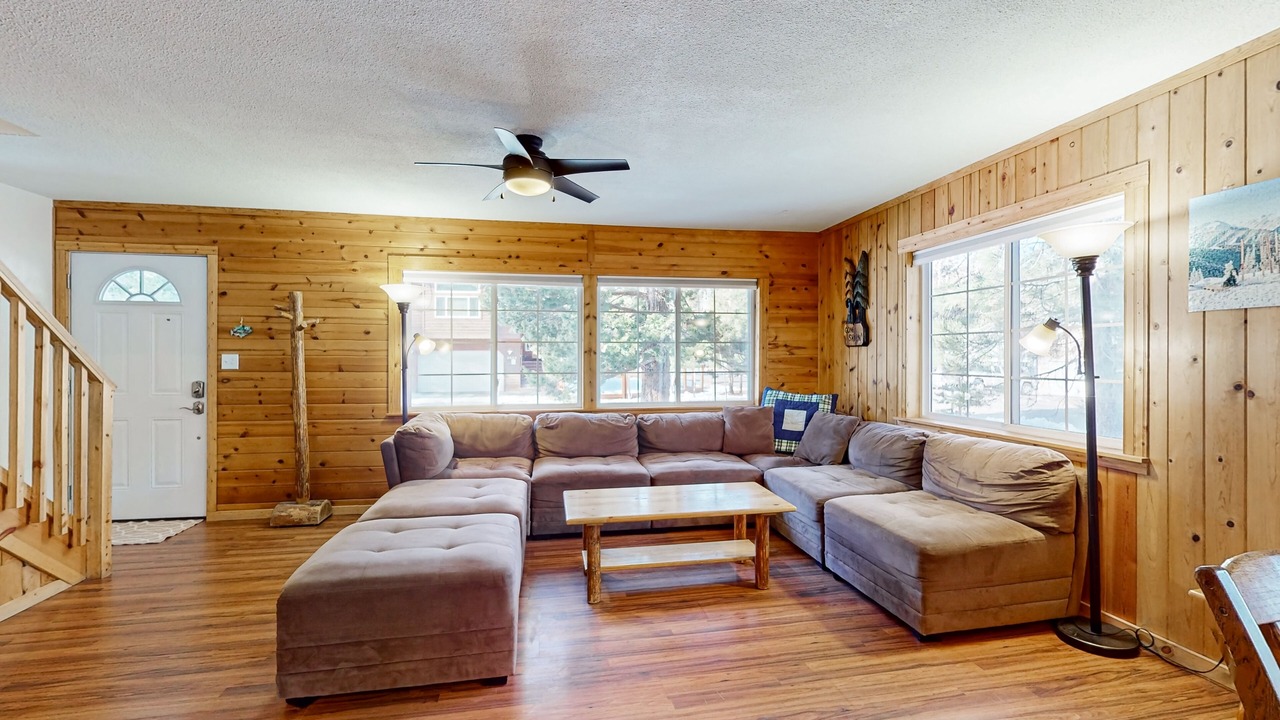 Photo of Livingroom in Tahoe Paradise