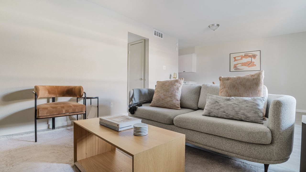 Photo of Livingroom in Cherrywood