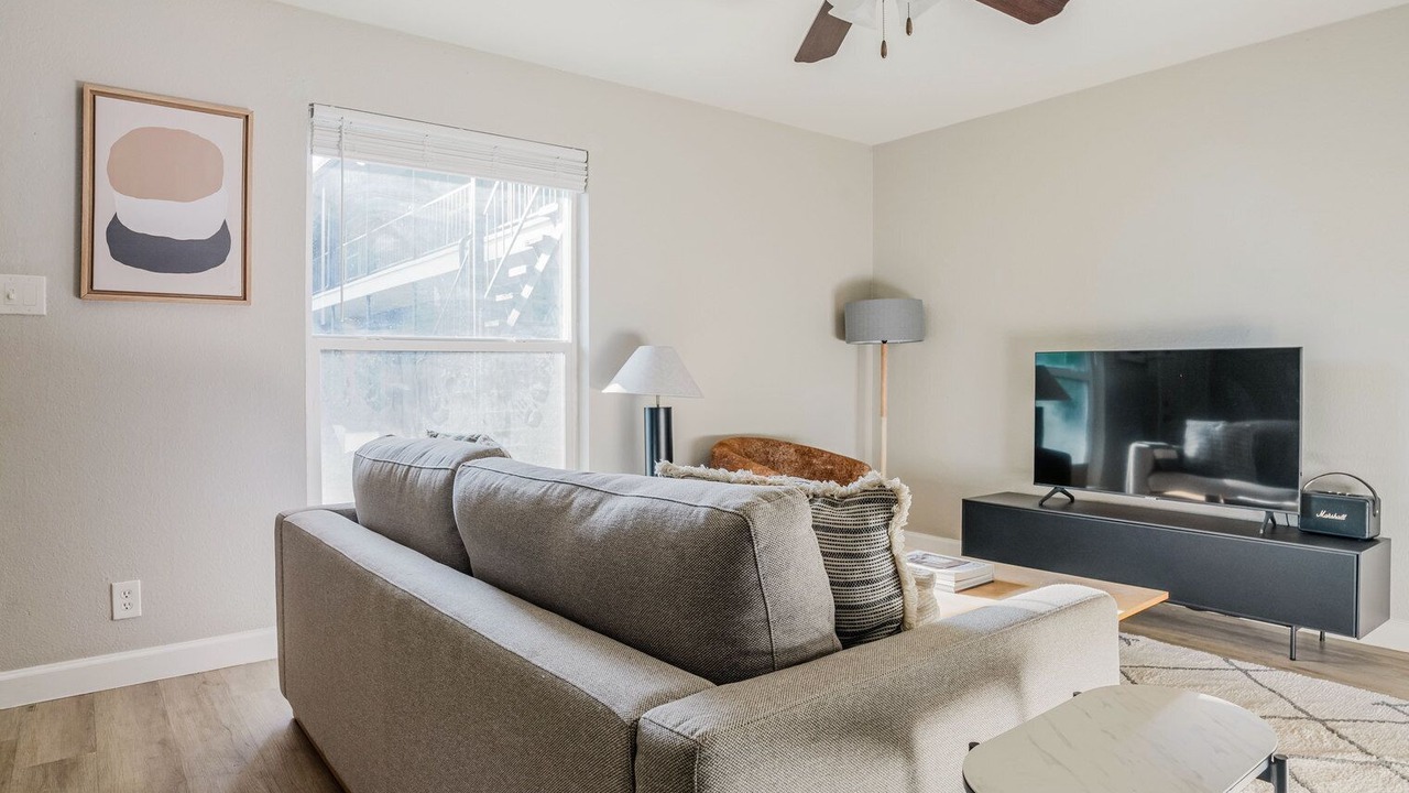 Photo of Livingroom in Cherrywood