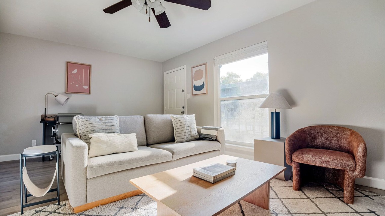 Photo of Livingroom in Cherrywood