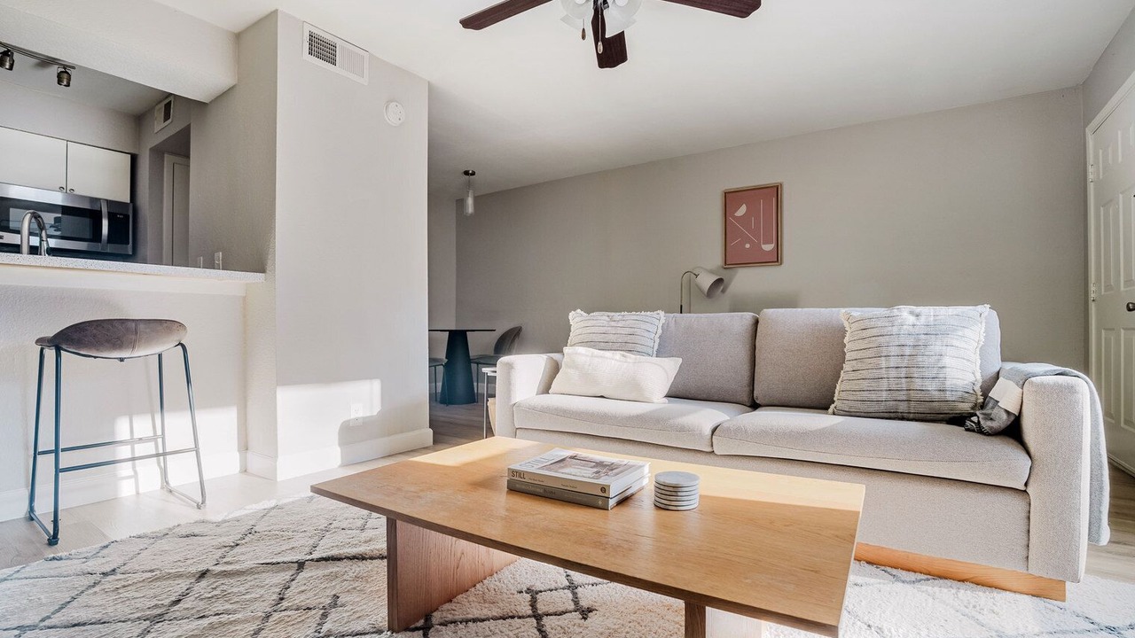 Photo of Livingroom in Cherrywood
