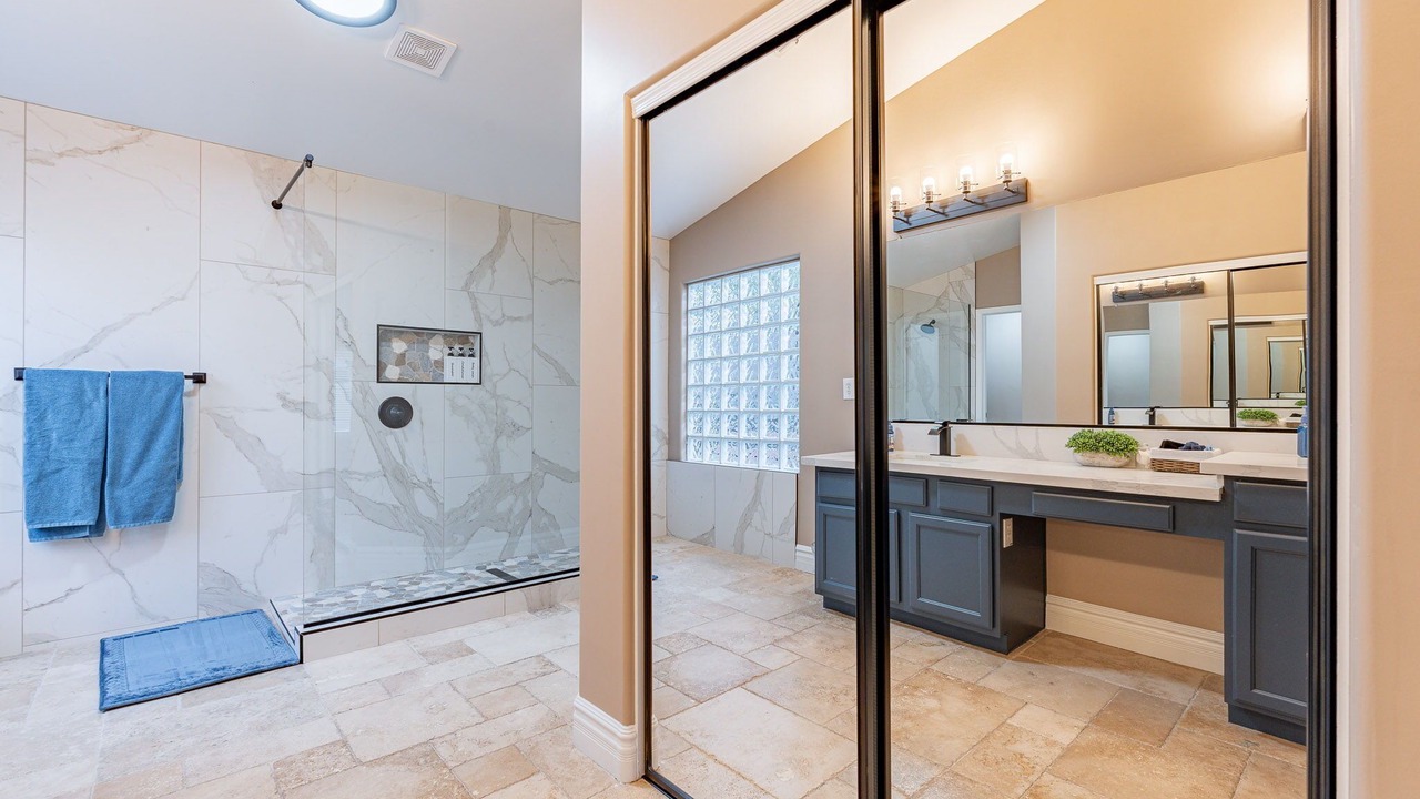 Photo of Bathroom in Canyon Trails