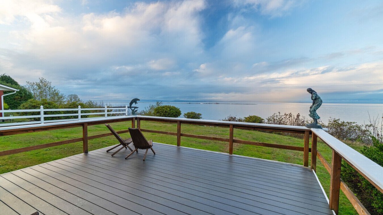 Photo of Patio Balcony in Port Angeles East