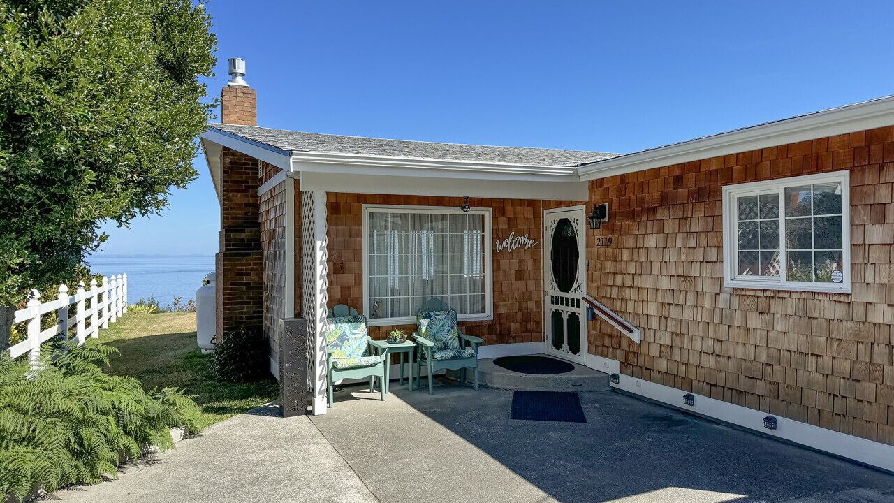 Photo of Patio Balcony in Port Angeles East