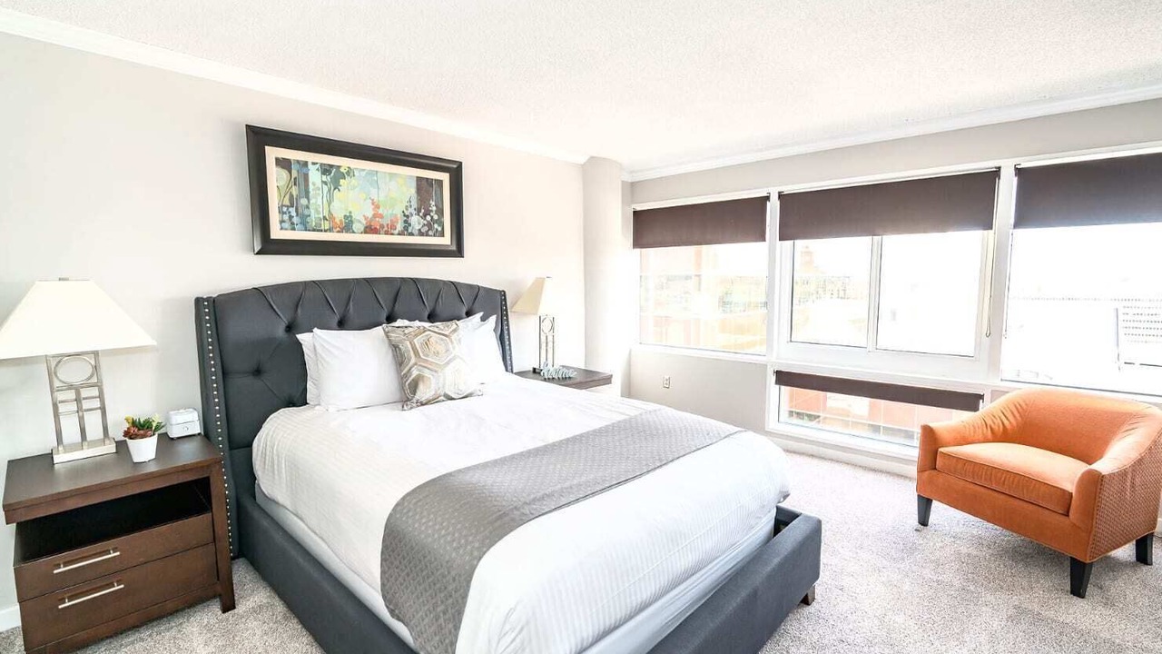 Photo of Bedroom in Downtown