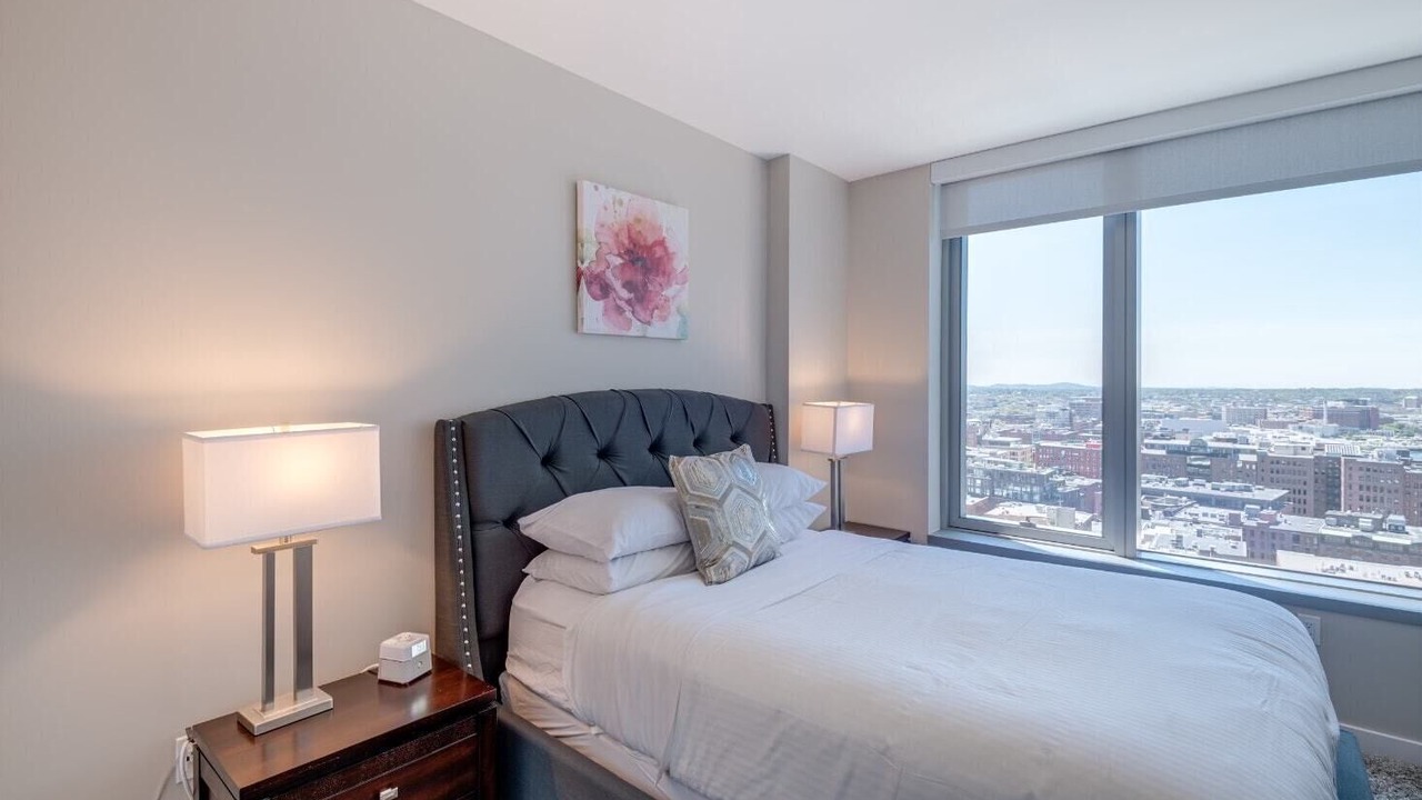 Photo of Bedroom in Seaport District