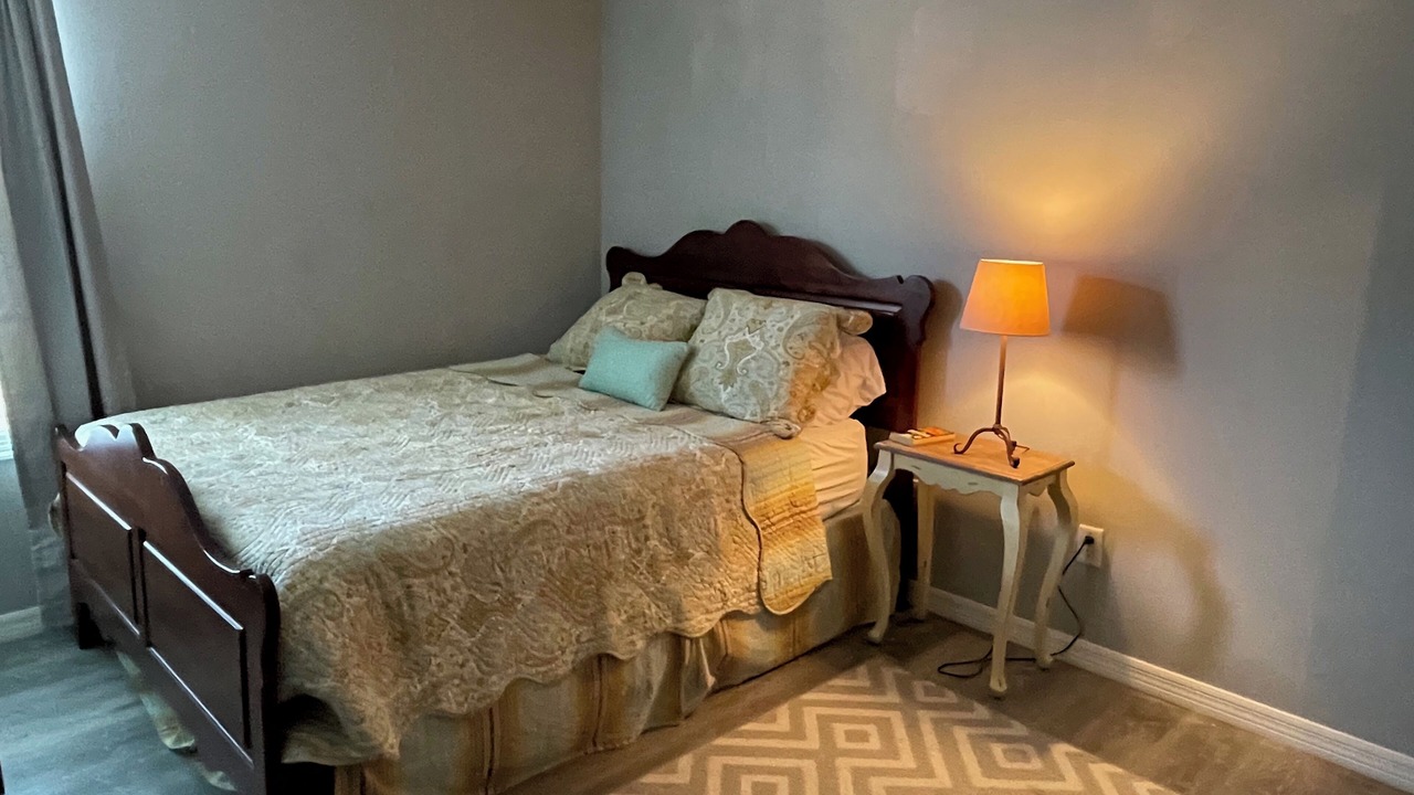 Photo of Bedroom in Duval