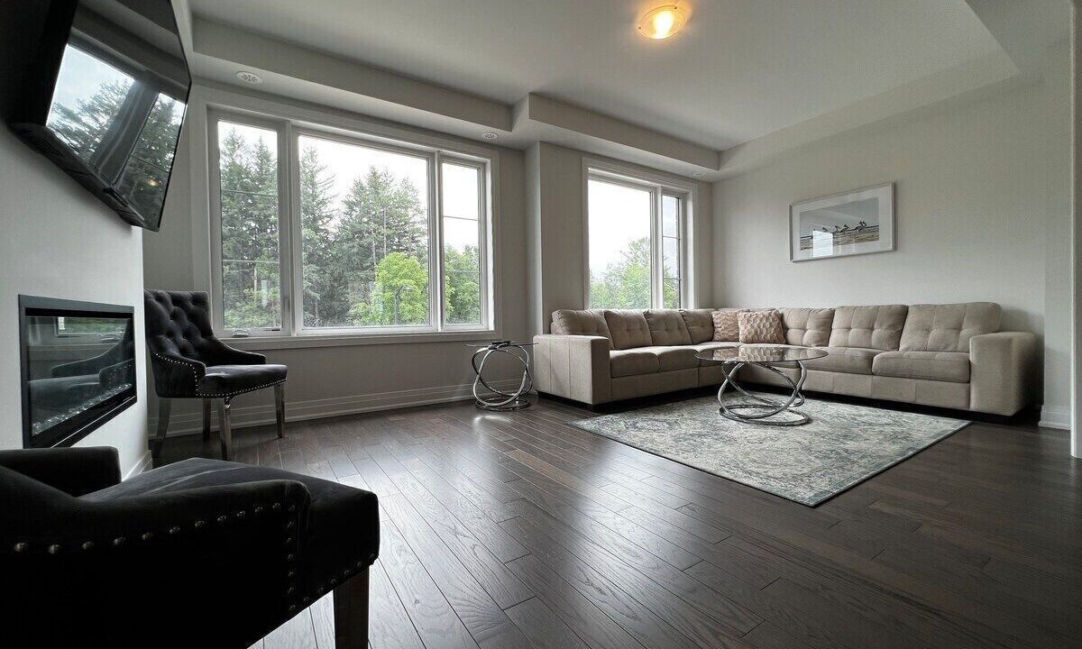 Photo of Livingroom in Newmarket