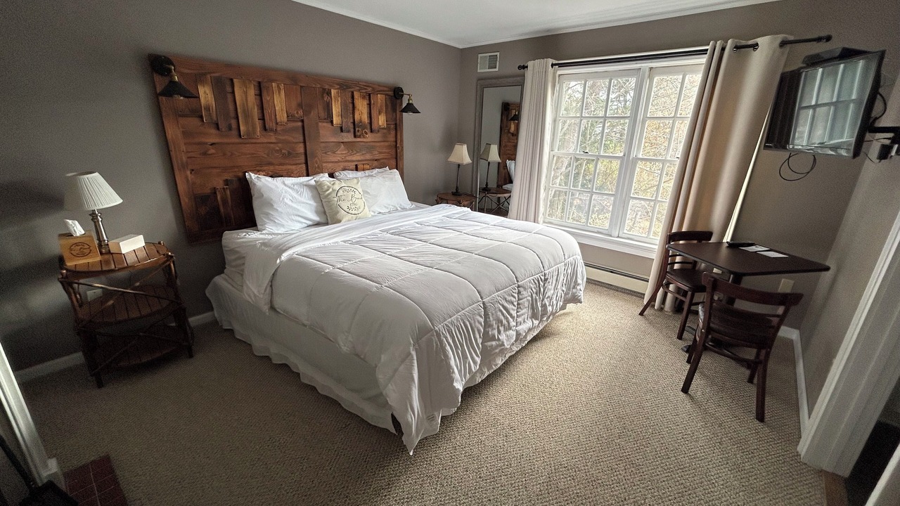 Photo of Bedroom in Warrensburg
