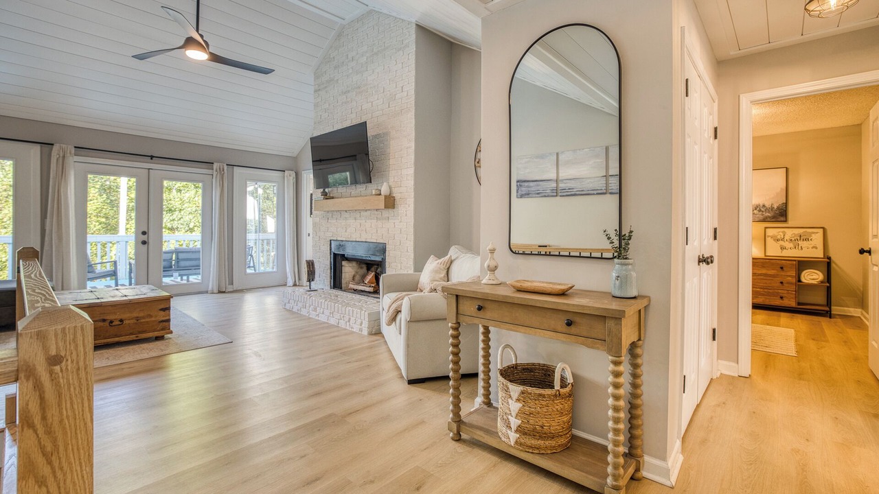 Photo of Livingroom in Gainesville