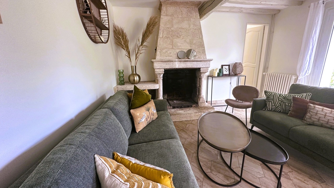 Photo of Livingroom in Quevillon