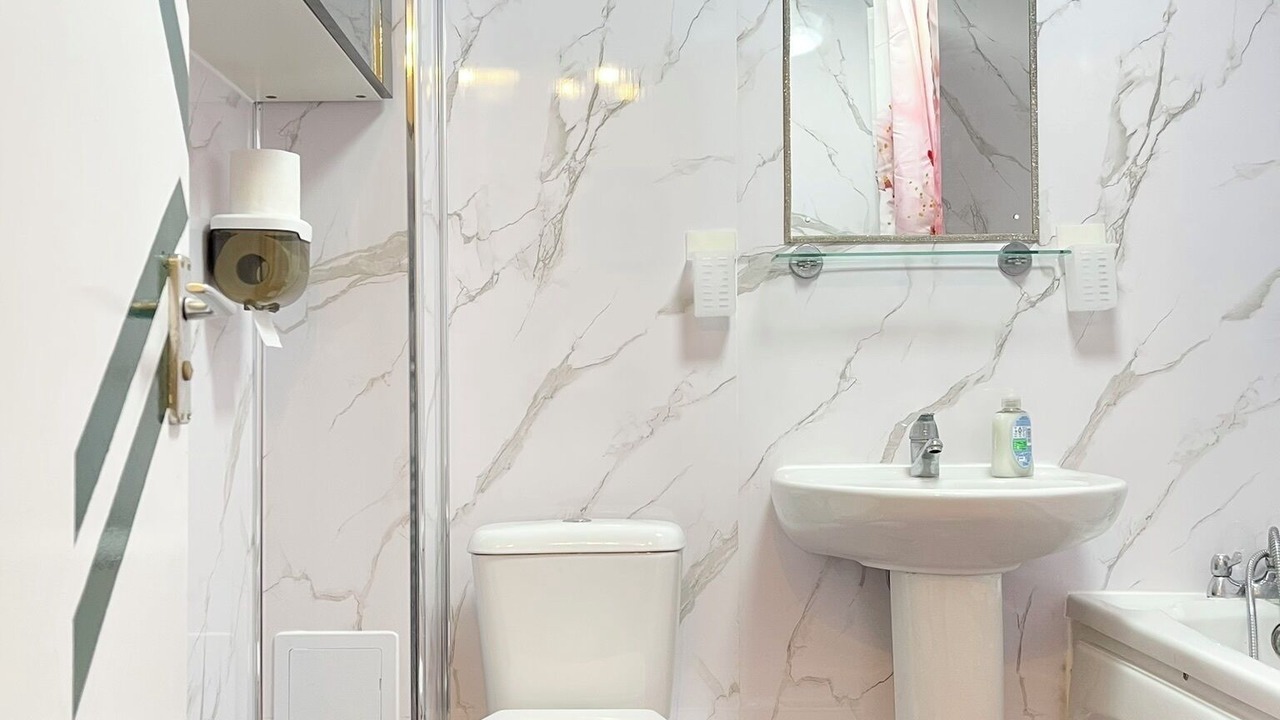 Photo of Bathroom in Seven Kings