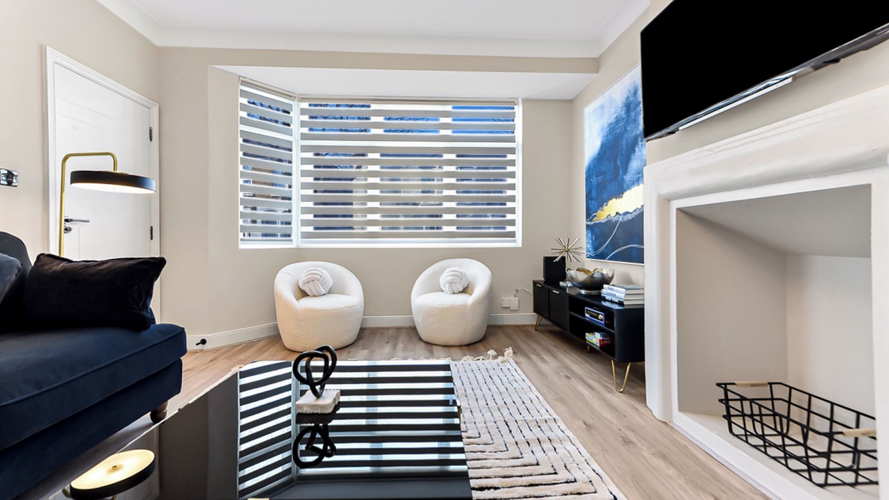 Photo of Livingroom in Tottenham