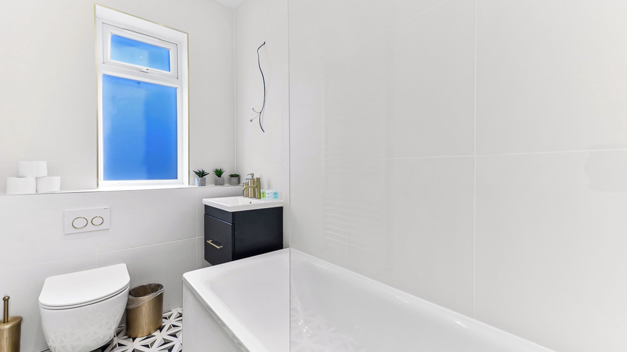 Photo of Bathroom in Tottenham