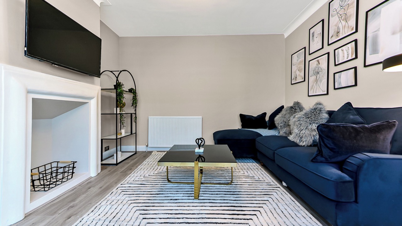 Photo of Livingroom in Tottenham