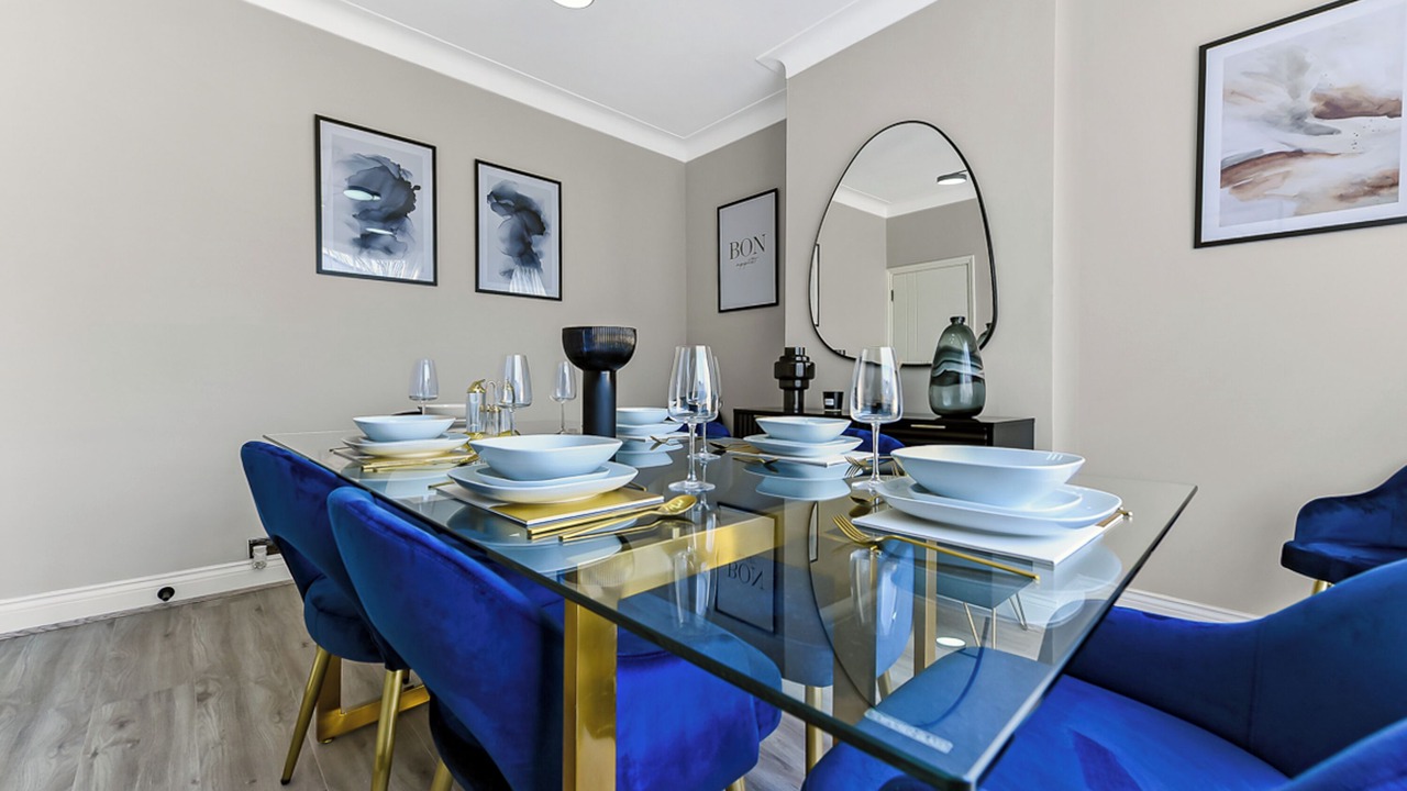 Photo of Others in Tottenham