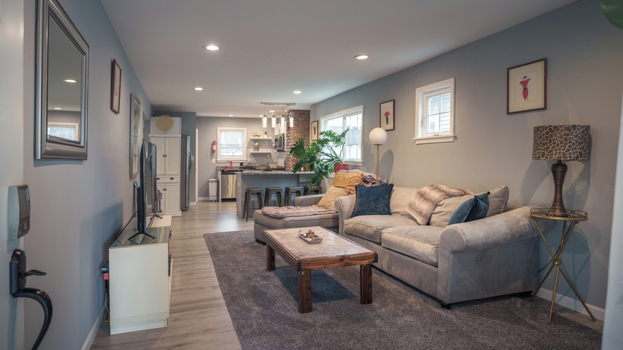 Photo of Livingroom in Kenmore