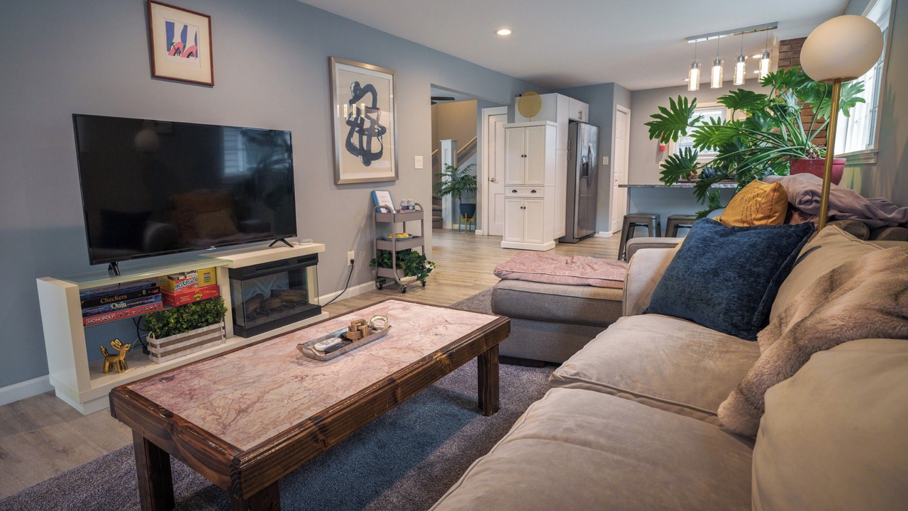 Photo of Livingroom in Kenmore