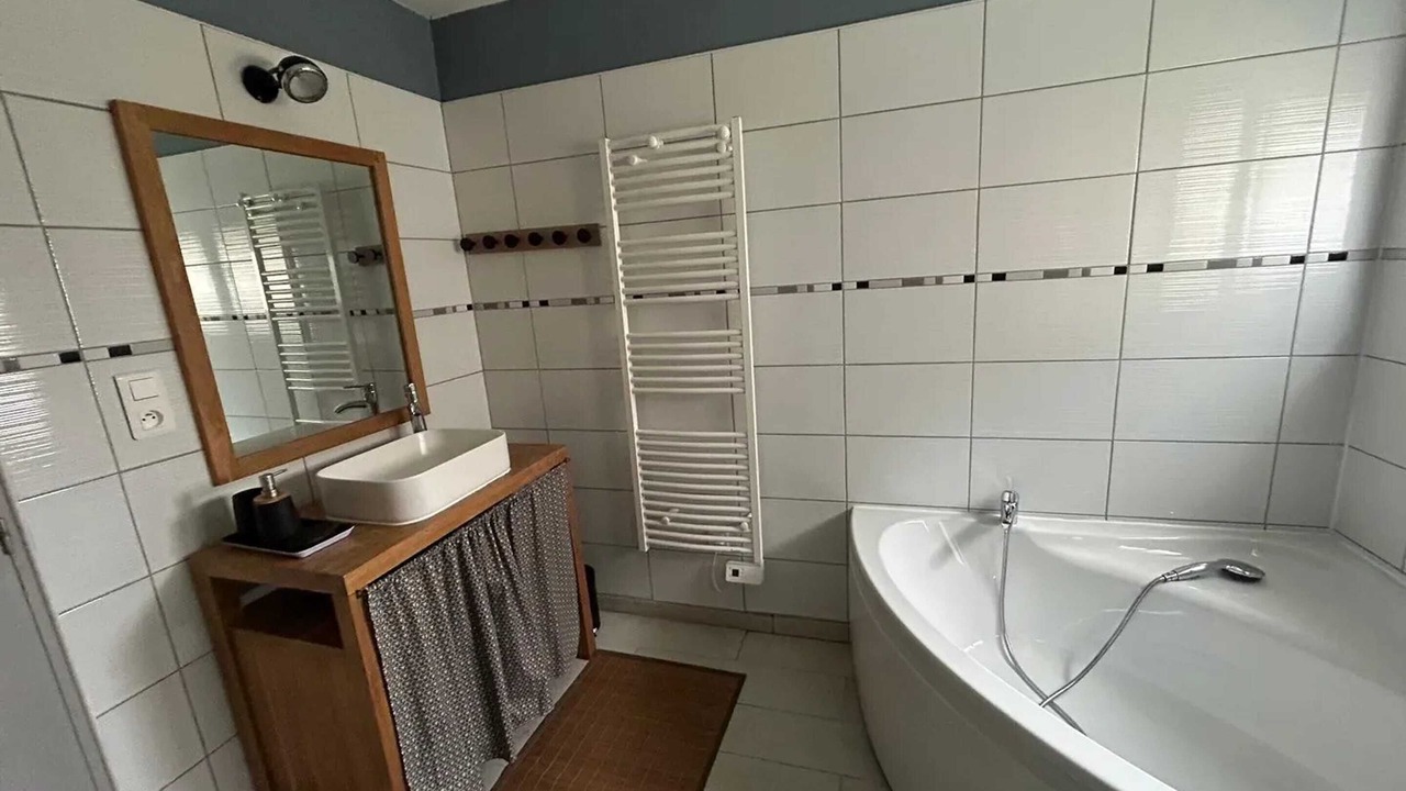 Photo of Bathroom in Tocqueville-sur-Eu