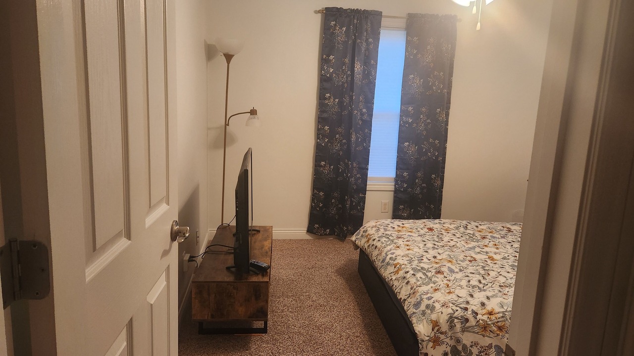 Photo of Bedroom in Newburgh