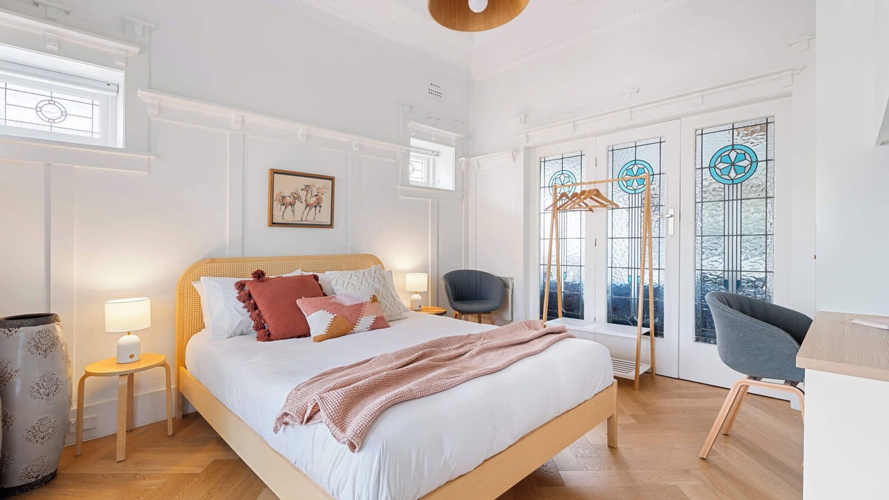 Photo of Others in Five Dock