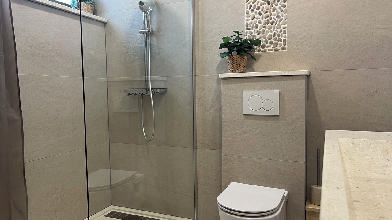 Photo of Bathroom in Rogocana