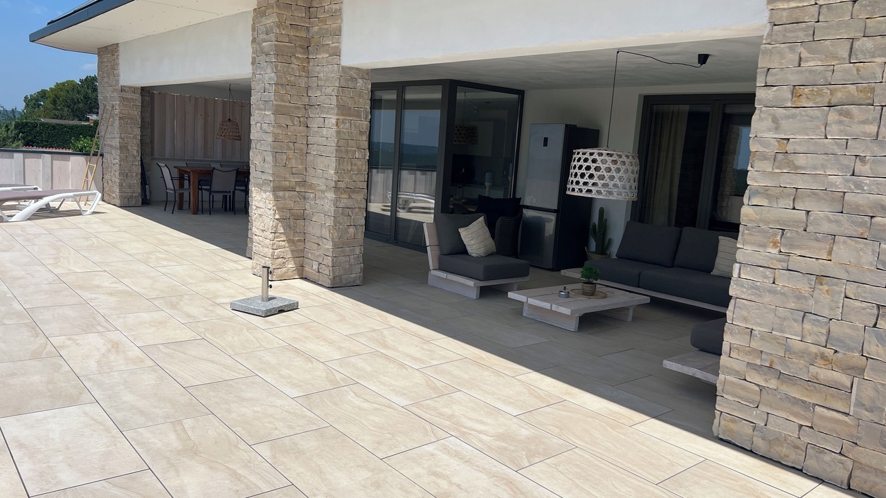 Photo of Patio Balcony in Rogocana