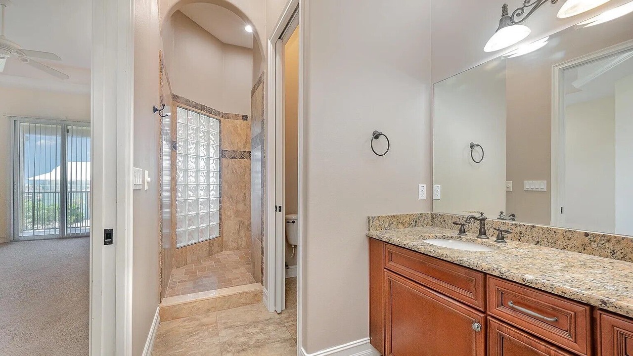 Photo of Bathroom in Port Canaveral