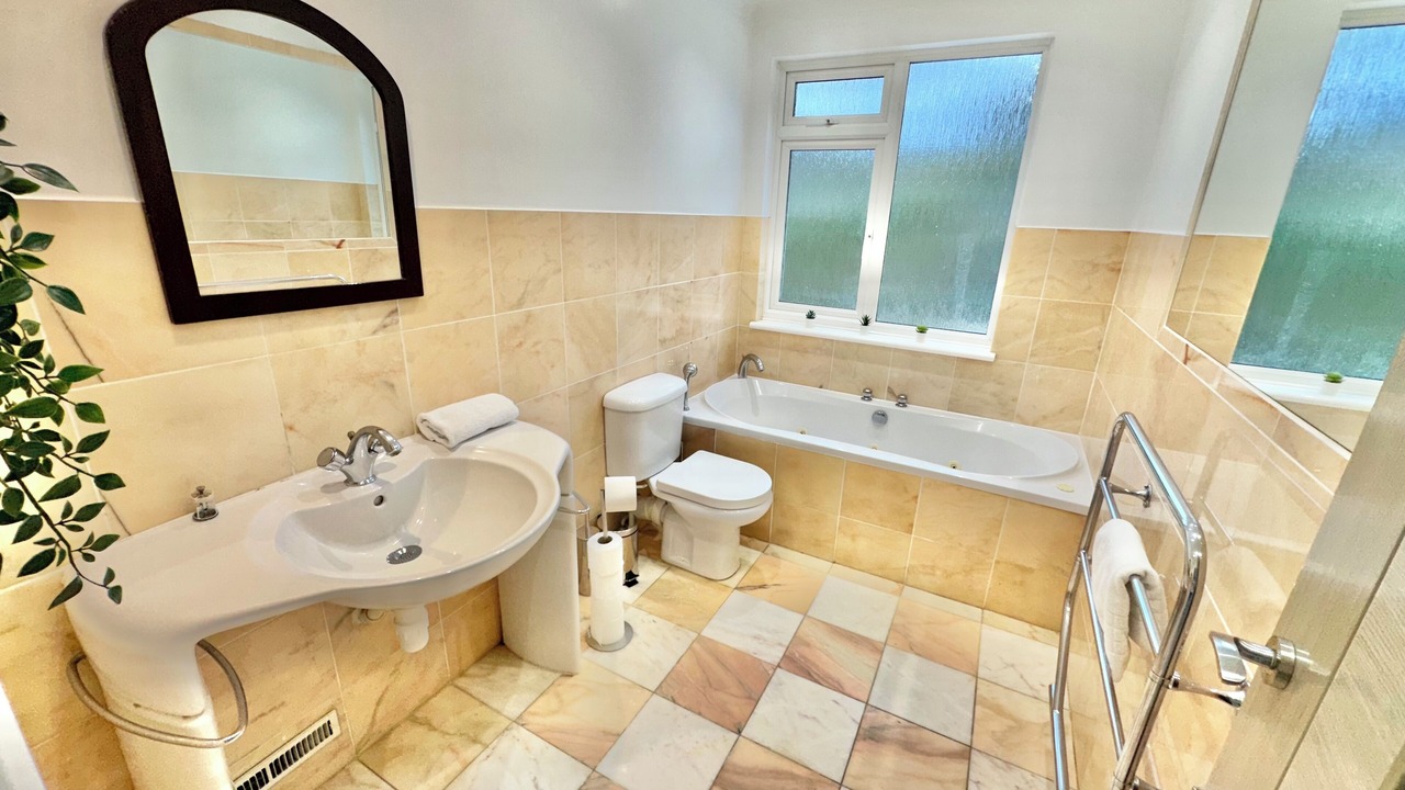 Photo of Bathroom in St Leonards