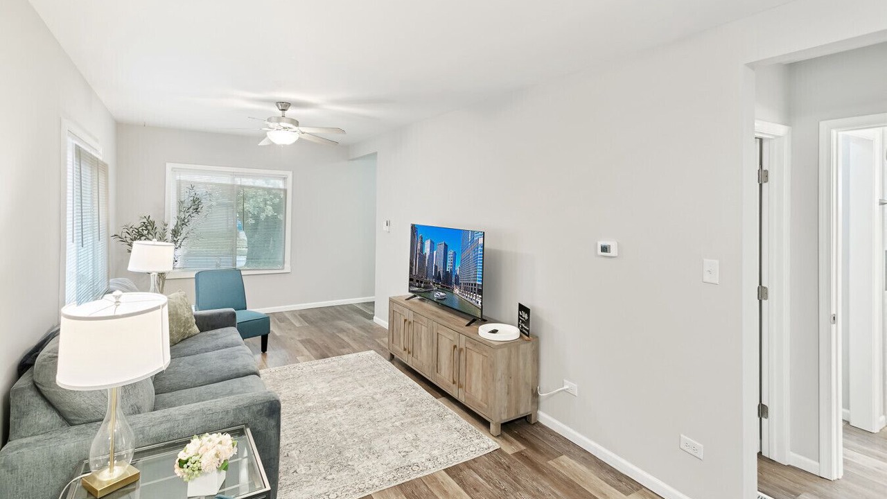 Photo of Livingroom in Waukegan