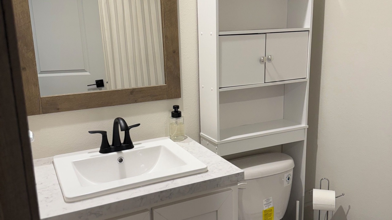 Photo of Bathroom in Canadian