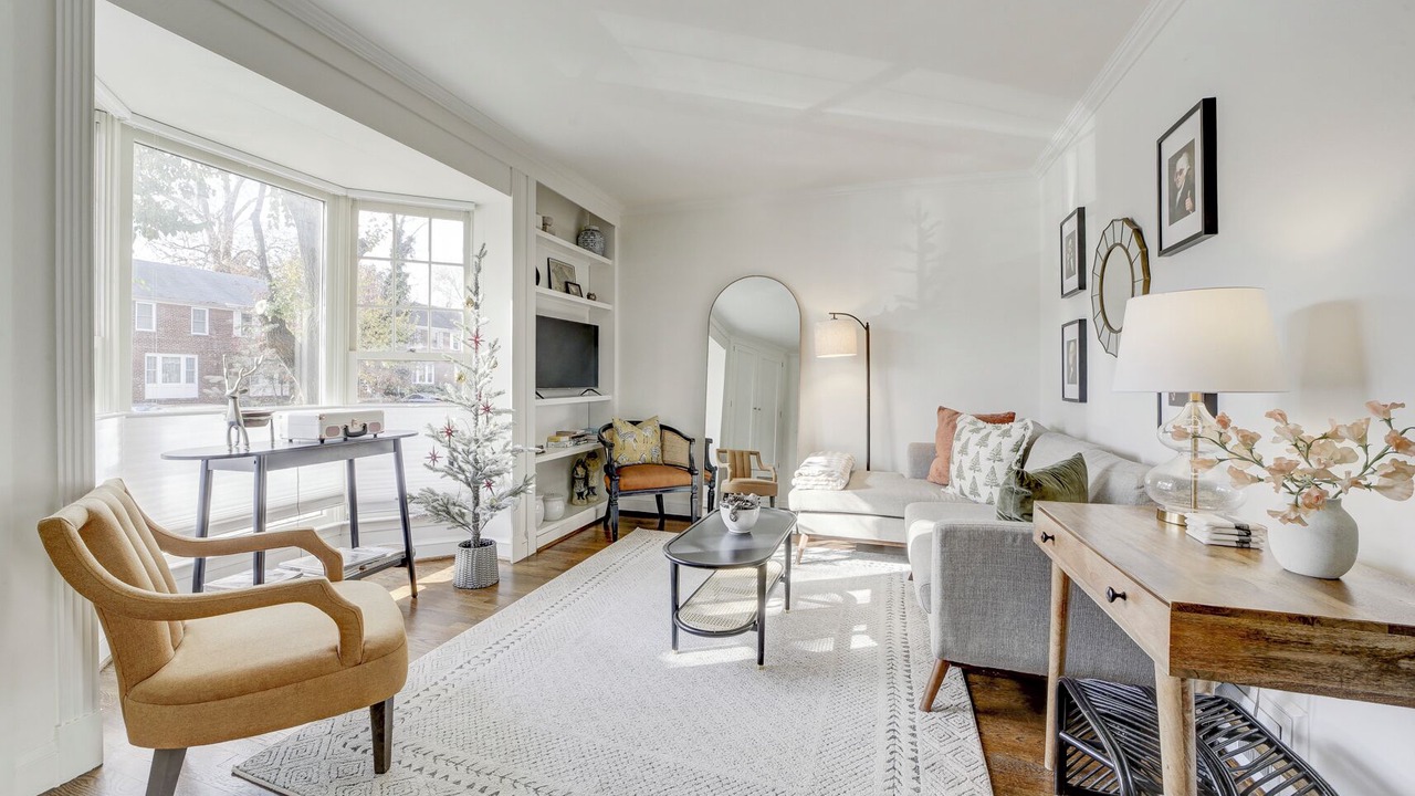 Photo of Livingroom in Arlington