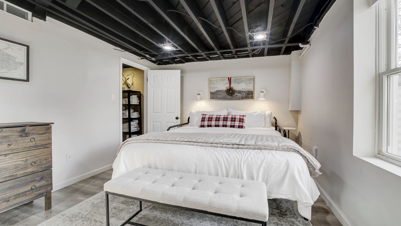 Photo of Bedroom in Arlington