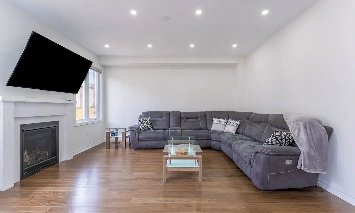 Photo of Livingroom in Mount Pleasant