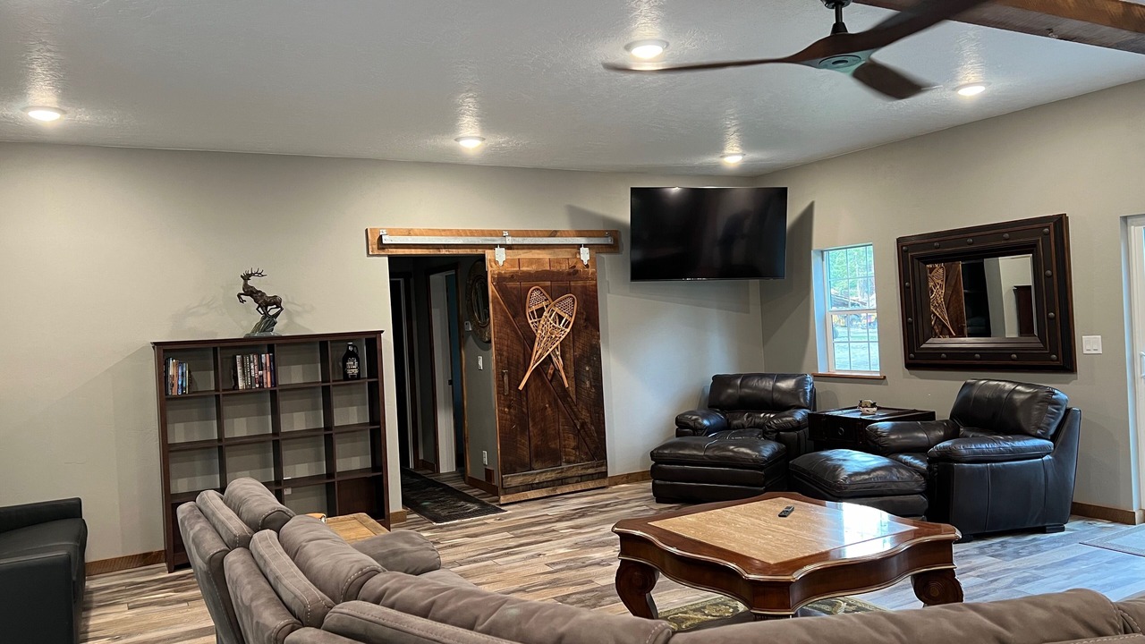 Photo of Livingroom in Darby