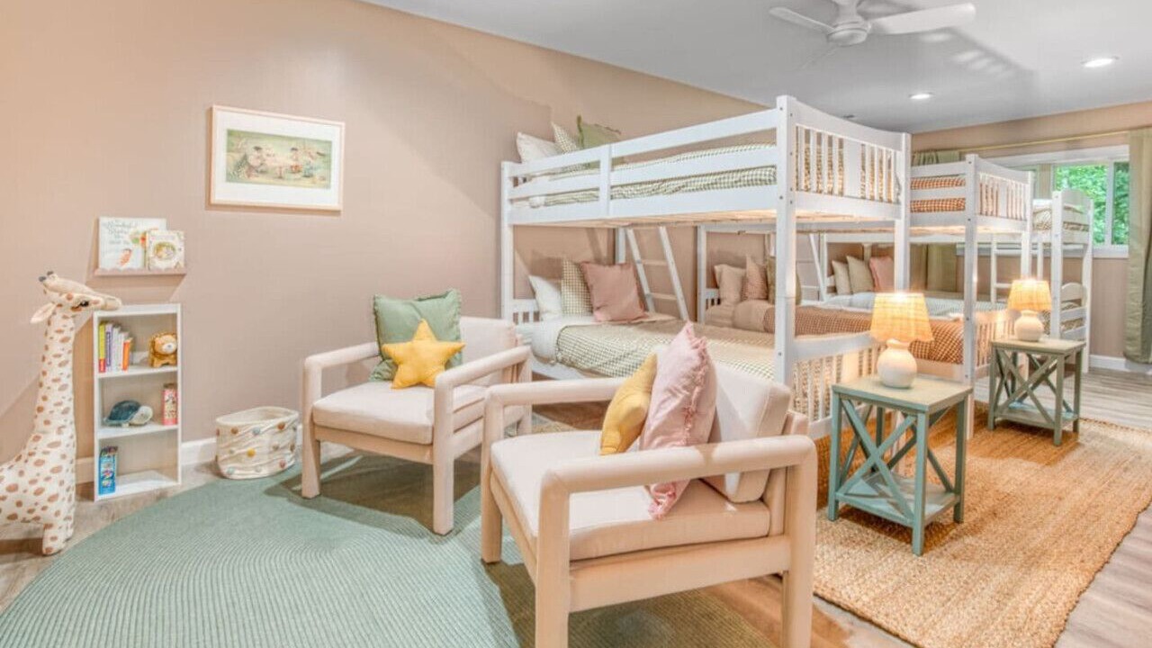 Photo of Bedroom in Jamestown