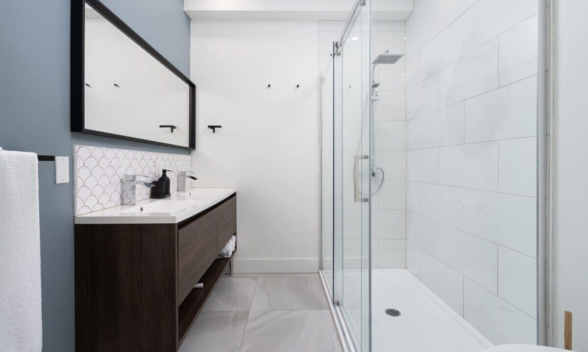 Photo of Bathroom in Mile End