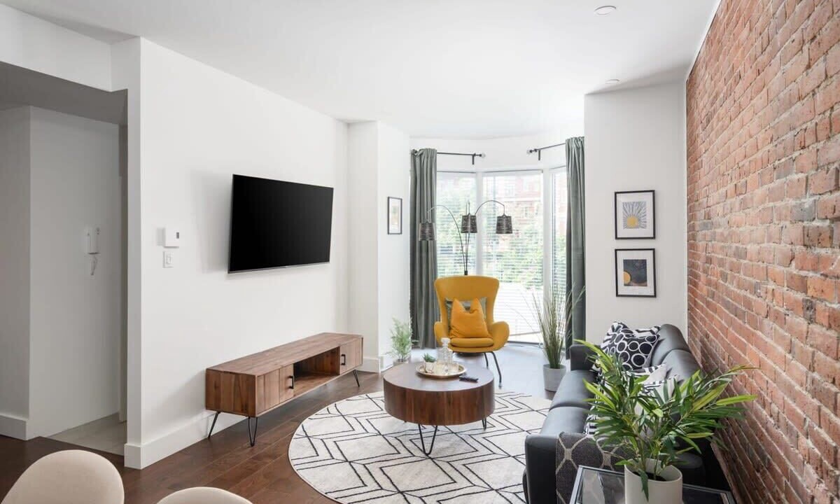 Photo of Livingroom in Mile End