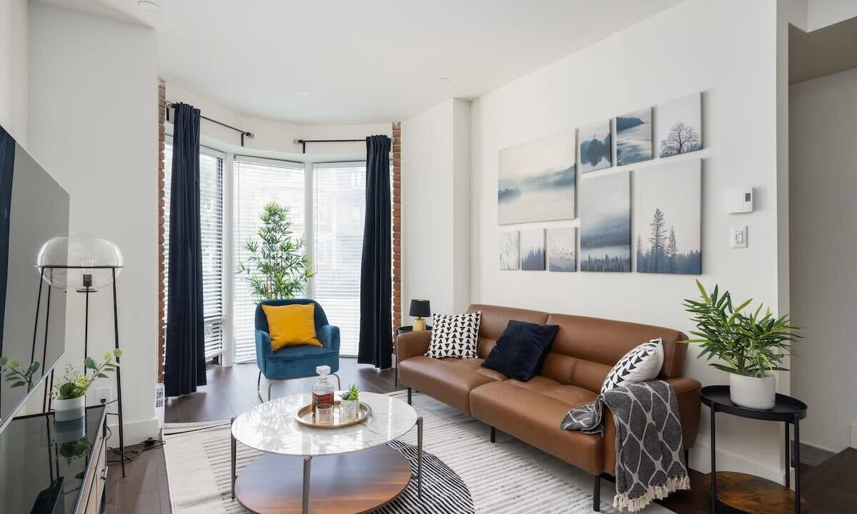 Photo of Livingroom in Mile End