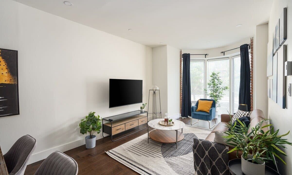 Photo of Livingroom in Mile End