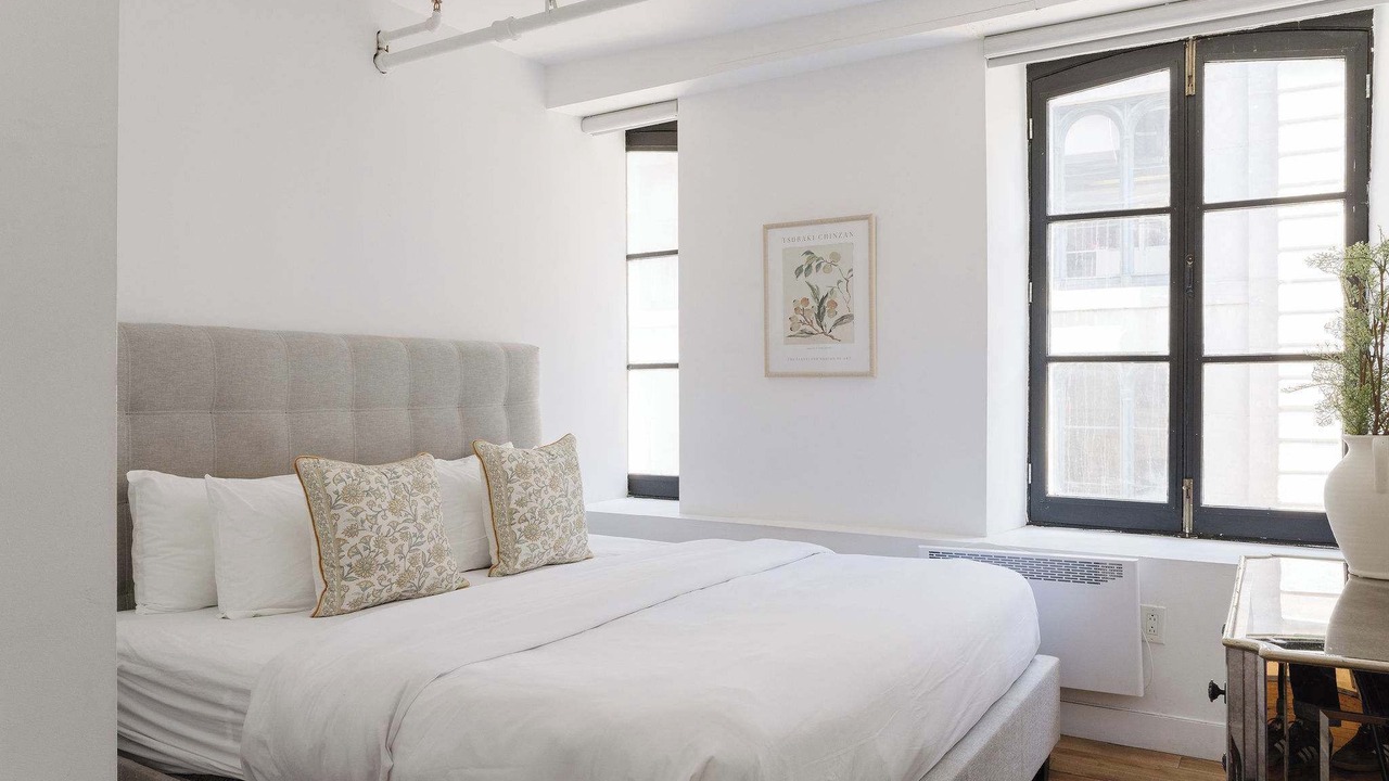 Photo of Bedroom in Old Montreal