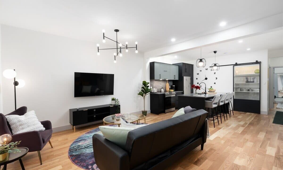 Photo of Livingroom in Mile End