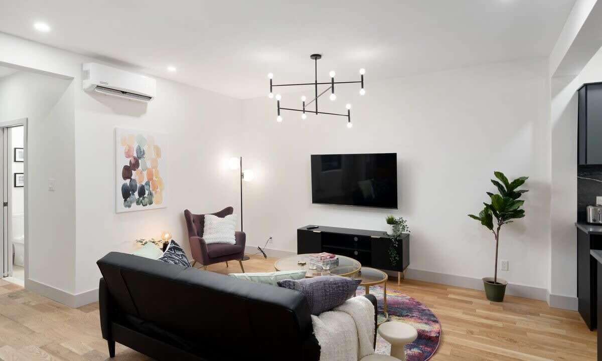 Photo of Livingroom in Mile End