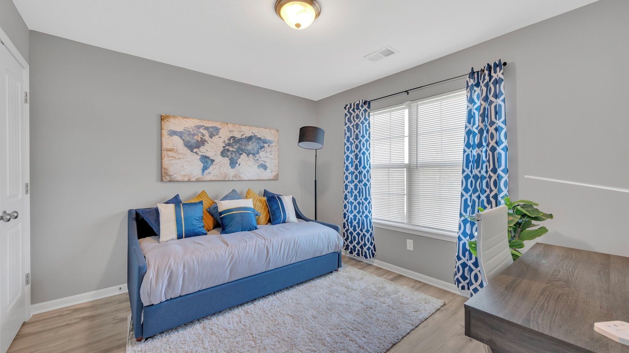 Photo of Bedroom in Blue Springs