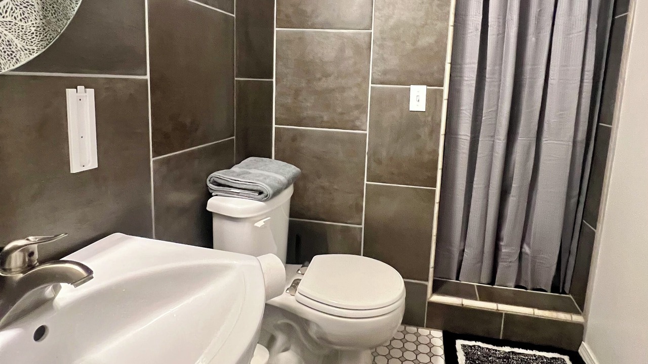 Photo of Bathroom in Crescent City North